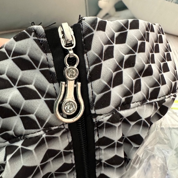 Emerald 18 Golf Dress NWT  M - Picture 4 of 7